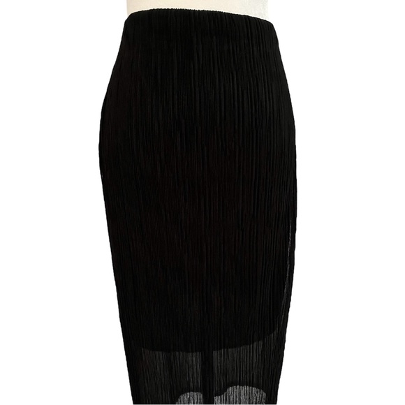 Black crinkle mesh lined midi skirt - Picture 2 of 3